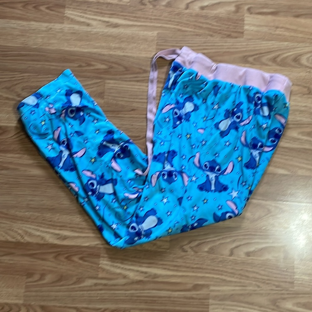 Woman's Disney Stitch Pajama pant X-Small - Picture 6 of 6